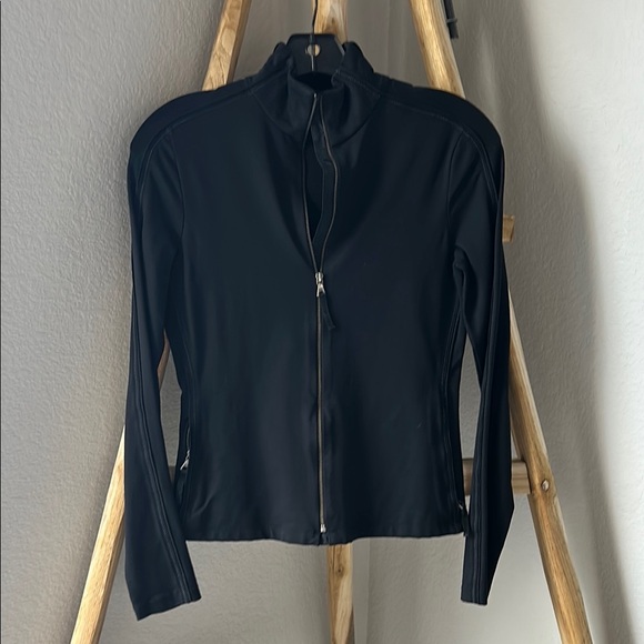 Elie Tahari Jackets & Blazers - Elie Tahari Black Athletic Full Zip Jacket